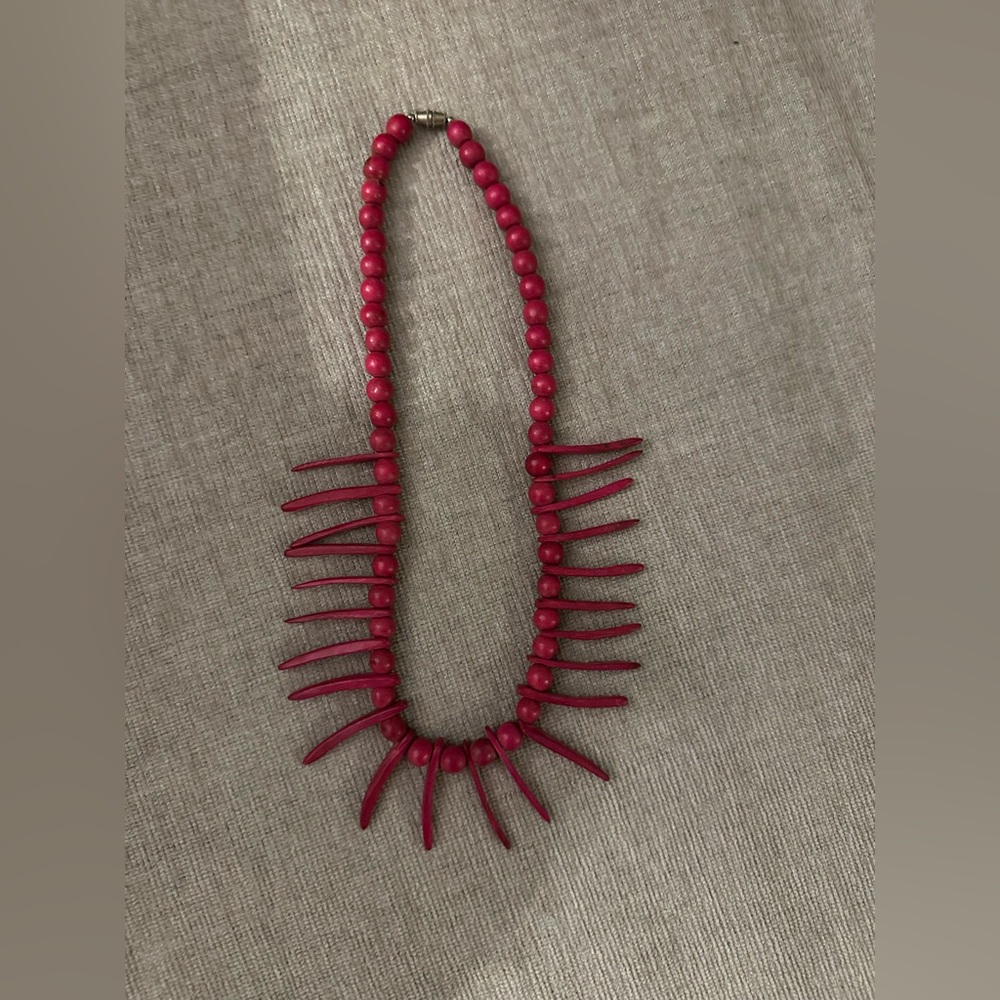 Elegant Pink Beaded Necklace